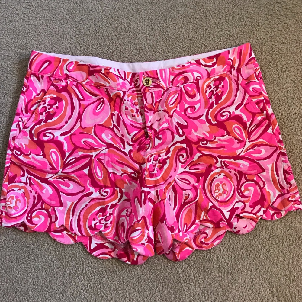 Pink and red Lily Pulitzer scallop shorts